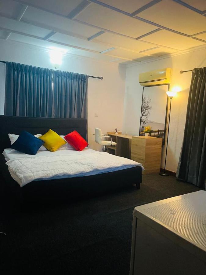 Kath'shub - B&B Lagos
