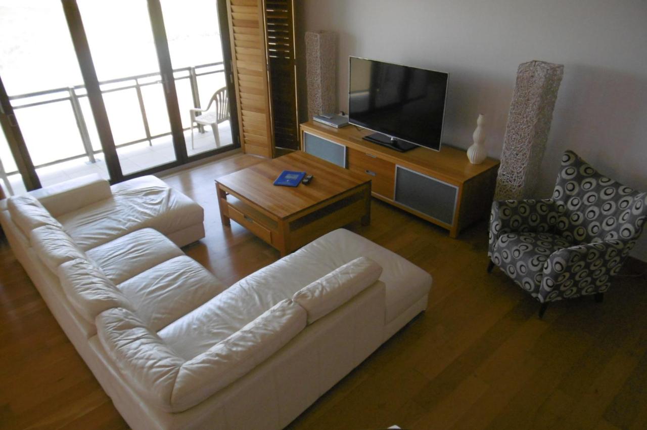 Three-Bedroom Apartment with Ocean View
