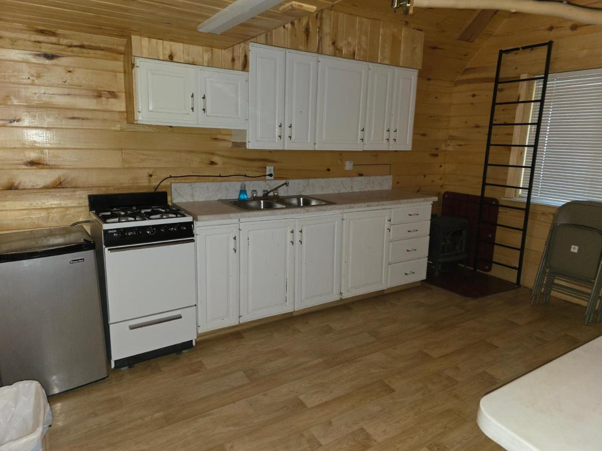Camp Jackson Lake Cabin - B&B Verdure