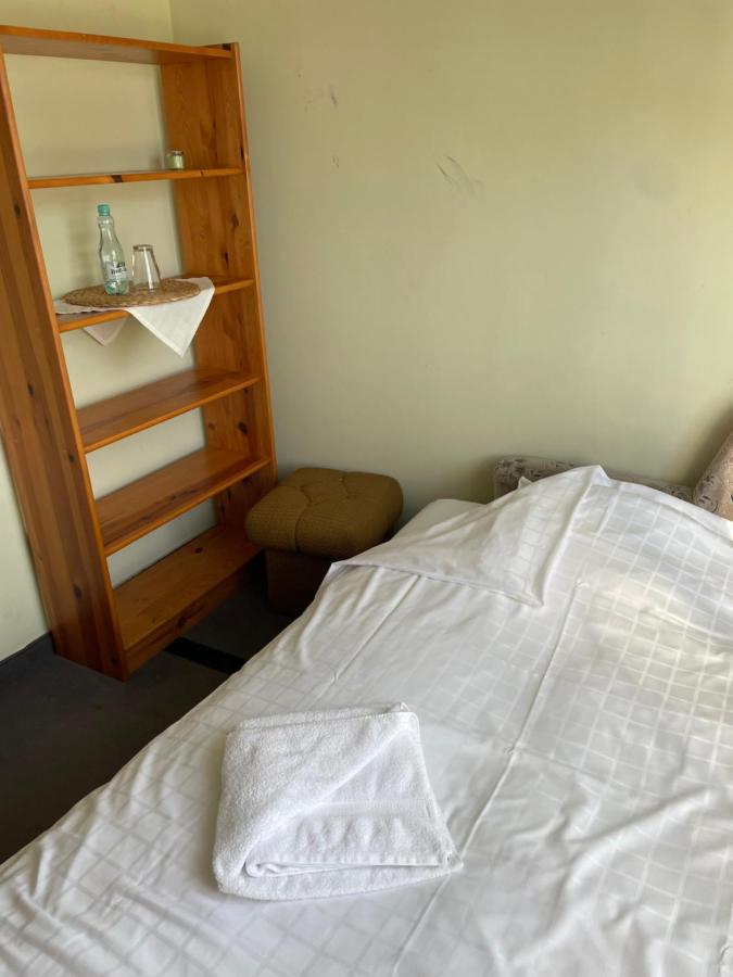 Camera Singola con Bagno Privato