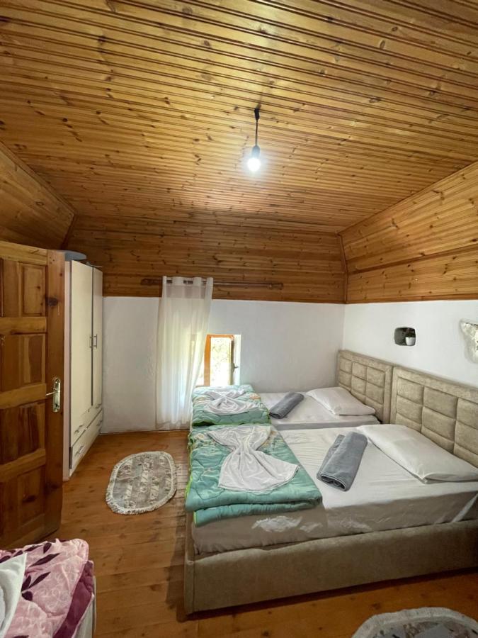 Economy Quadruple Room with Shared Bathroom