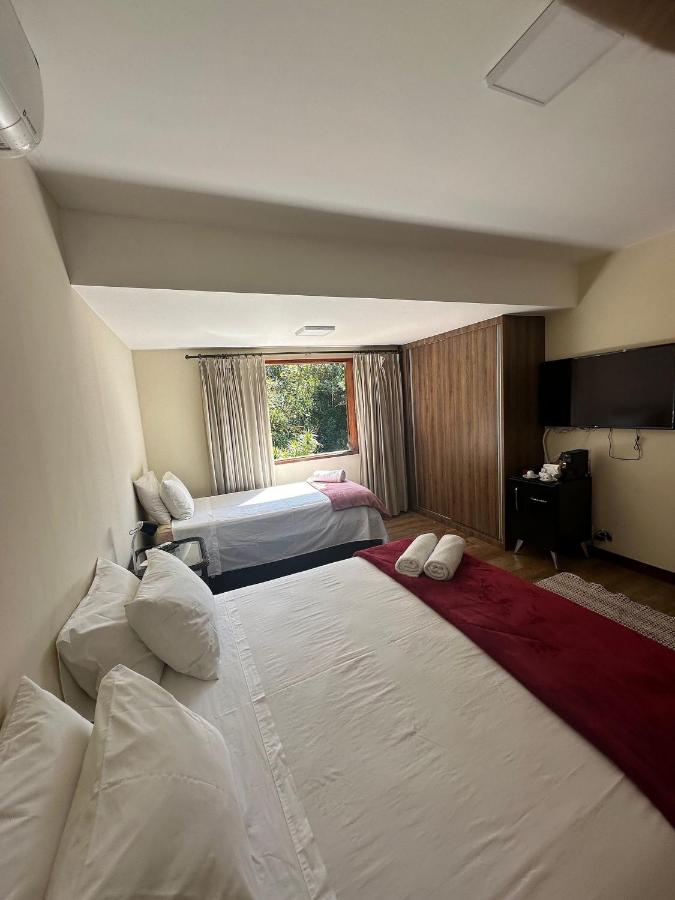 Deluxe Queen Suite