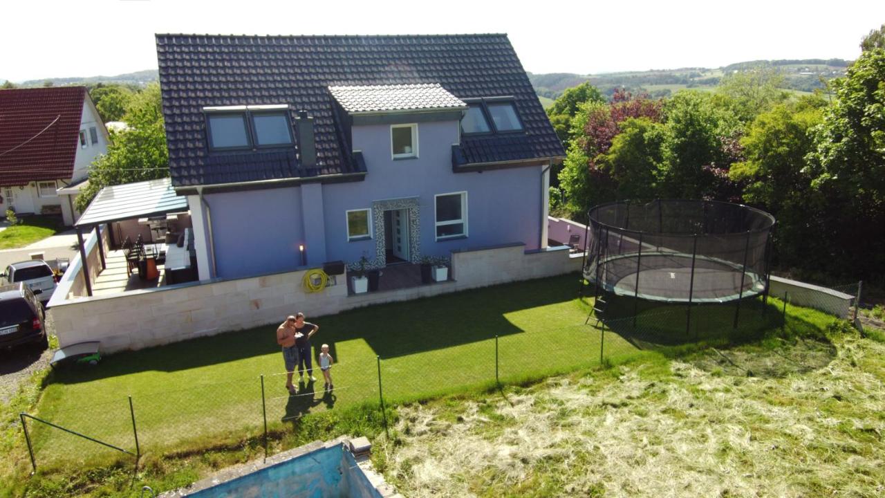 Traumwohnung 3 Zi im Grünen Retro Terrasse, Garten, Grill, Wifi - Bed and Breakfast
