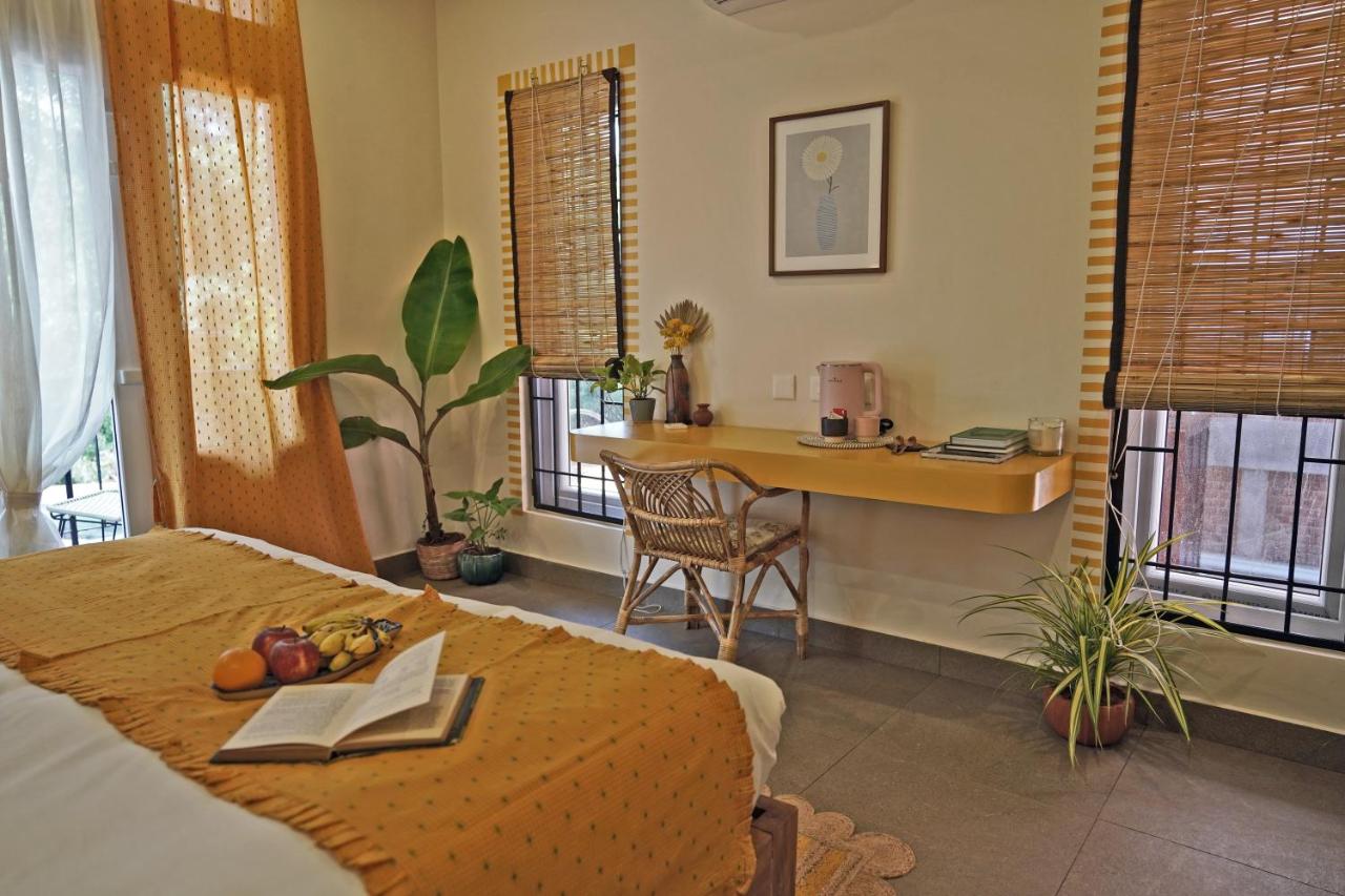 Studio with Balcony