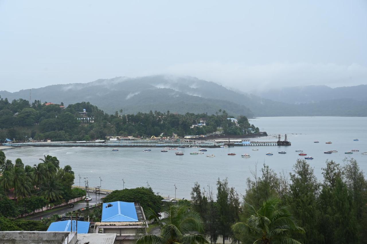 ROYAL SEAVIEW RESIDENCY - B&B