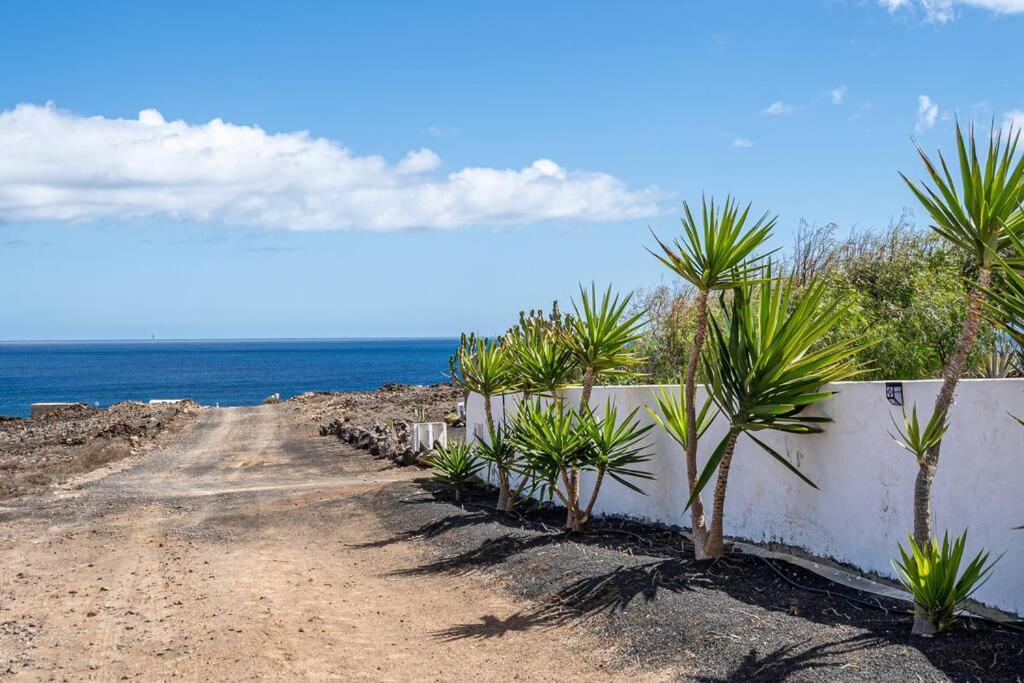 Ocean - Volcano House - B&B