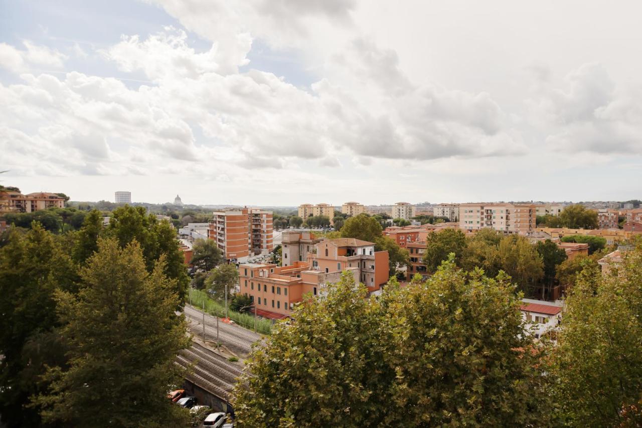 StepaHouse Roma zona San Paolo Elegante Bilocale a 2 minuti dalla Metro B - Chambres d'hôtes Rome