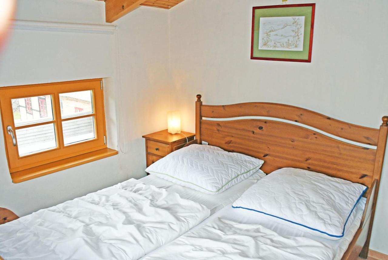 Appartamento con 2 Camere da Letto e Vista Lago