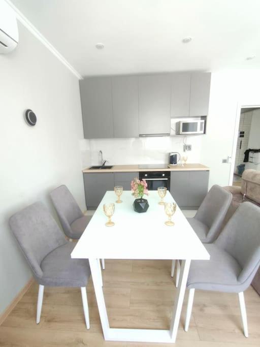 ЖК Sity Красивая квартира - Ferienwohnung