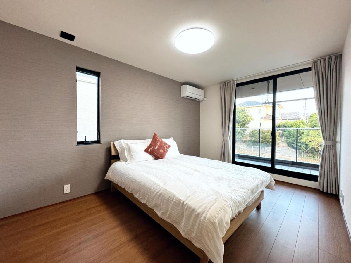 Crystal Flame Lodge Koshi 9 - B&B