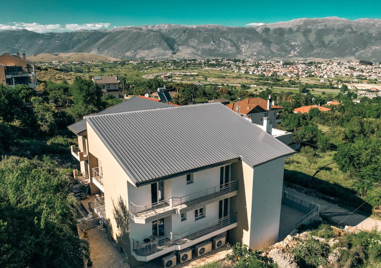 Olympiada Suites - Bed and Breakfast