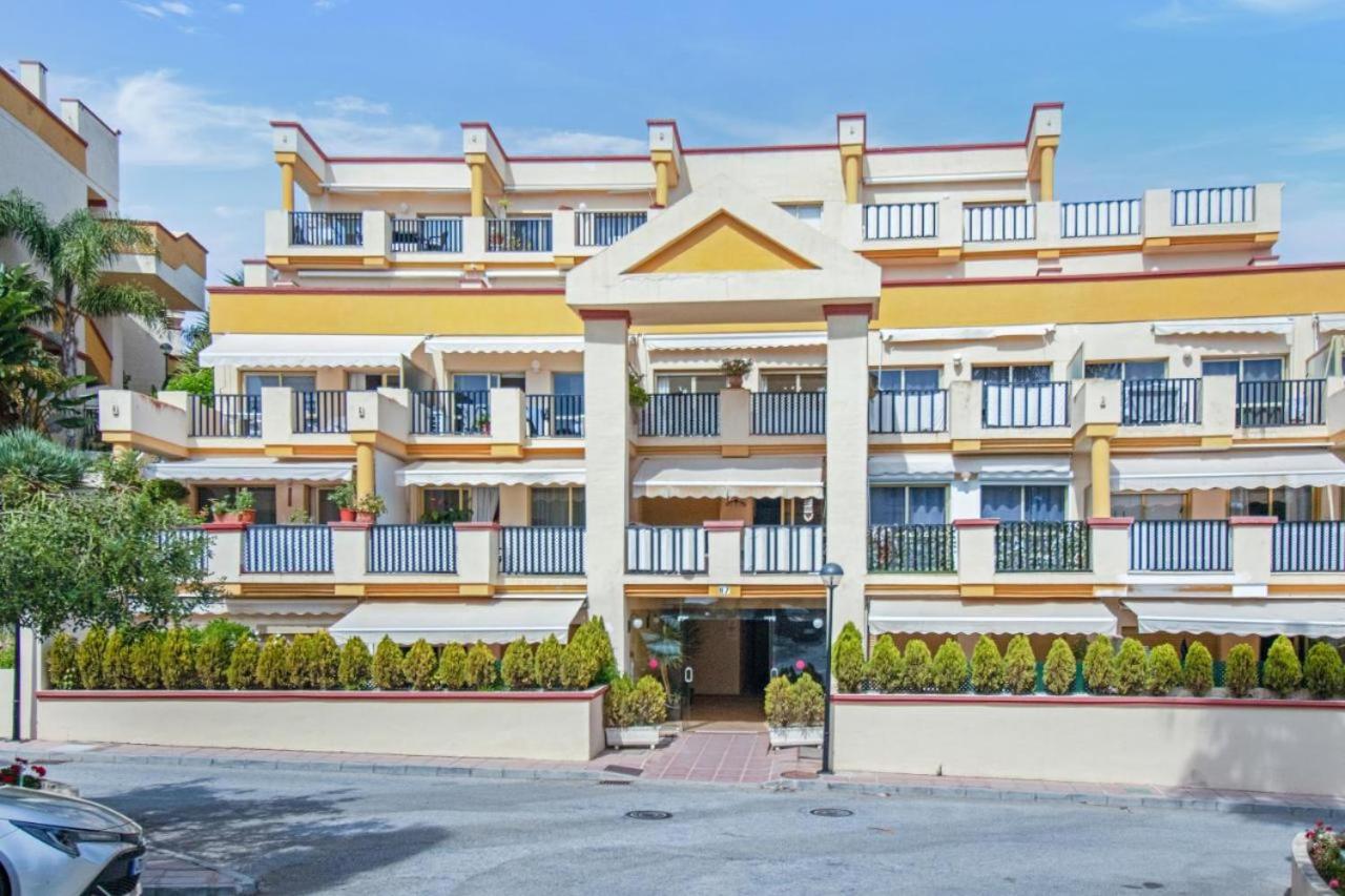 SEA VIEW PENTHOUSE studio ROMANA PLAYA Elviria Marbella - Ferienwohnung