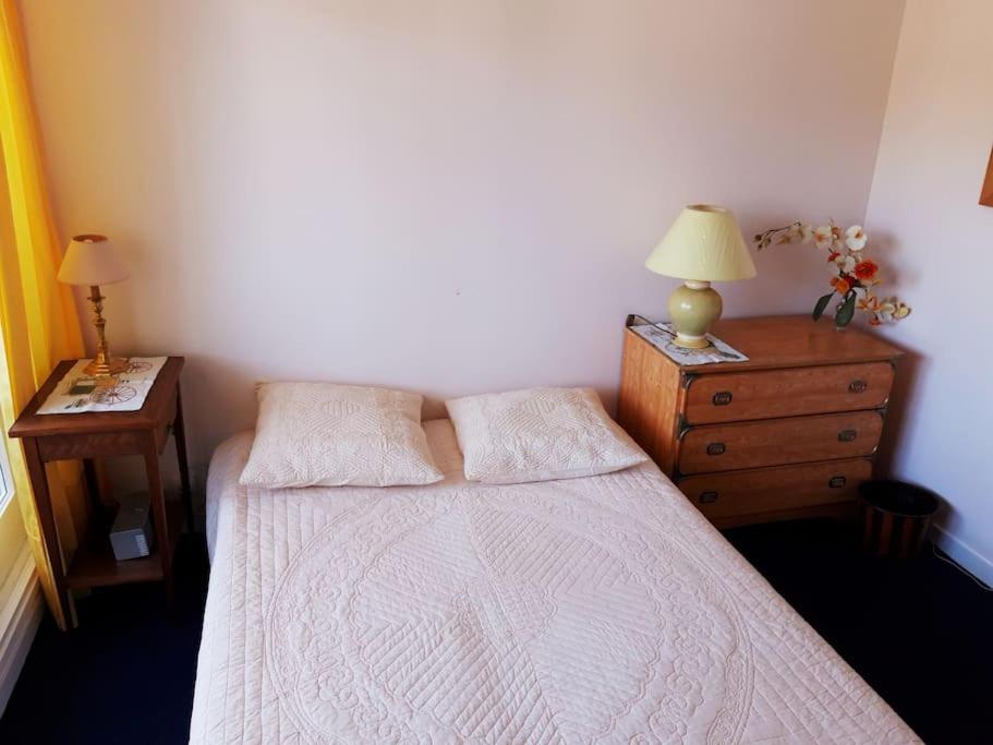 Appartement avec jardin et Tennis - Bed and Breakfast