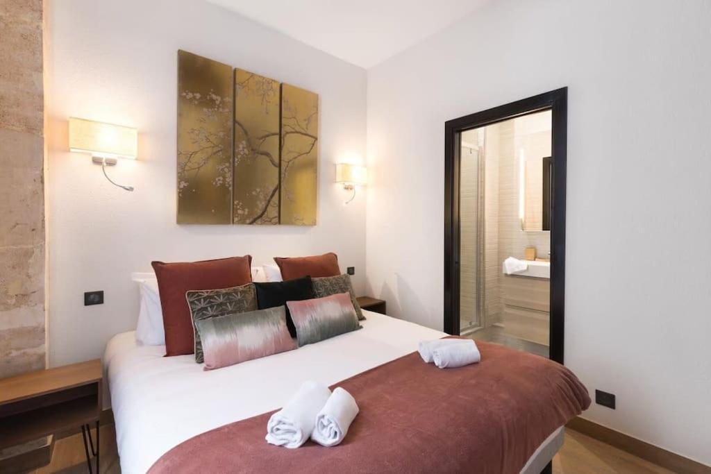 Republique Bastille Chic & Design Apartment 6P 2BR - Chambres d’hôtes Paris