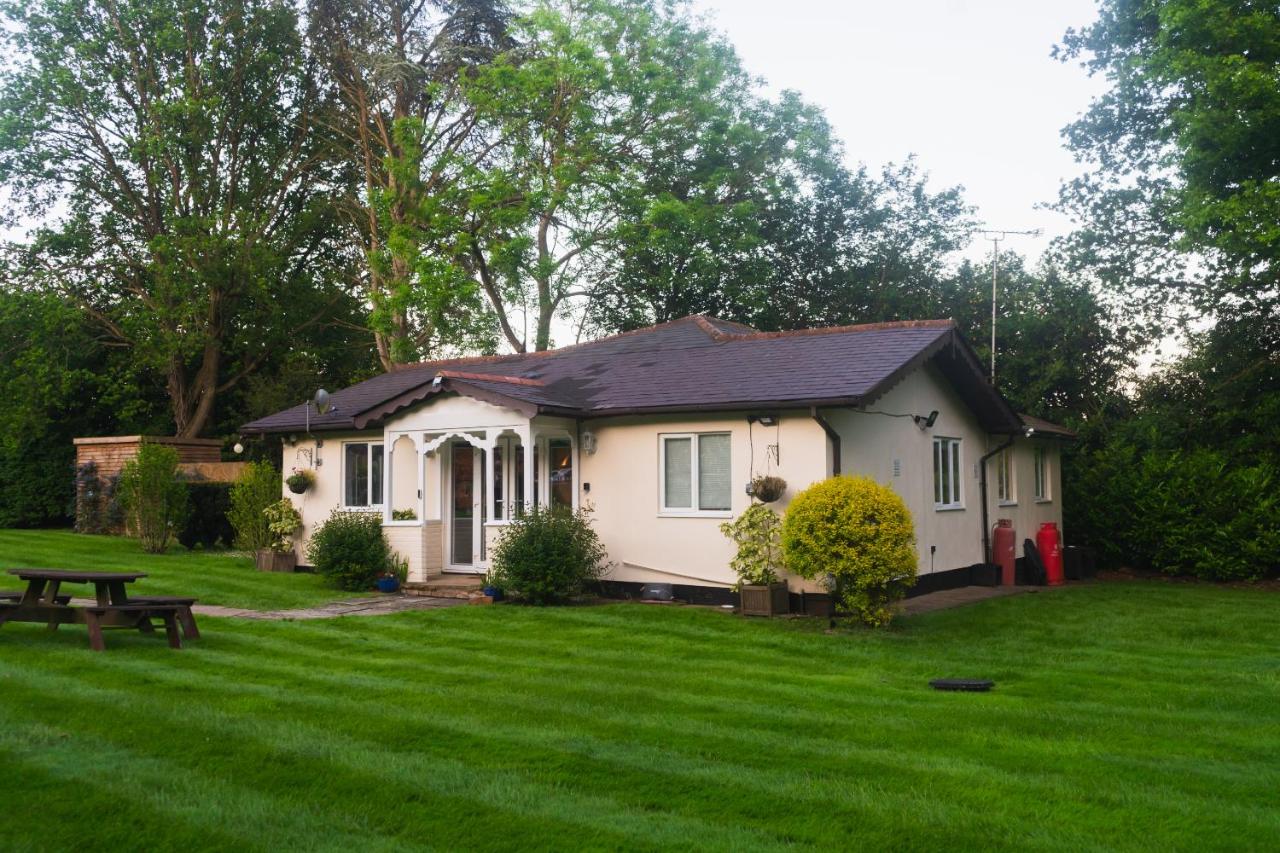 The Bungalow by TAS - B&B