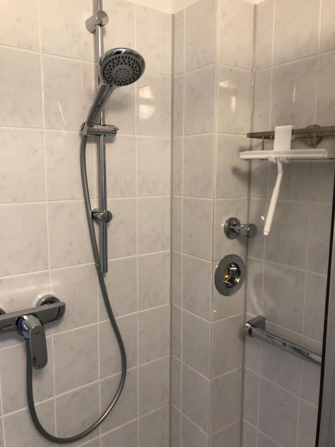 Appartamento con 2 Camere da Letto e Balcone