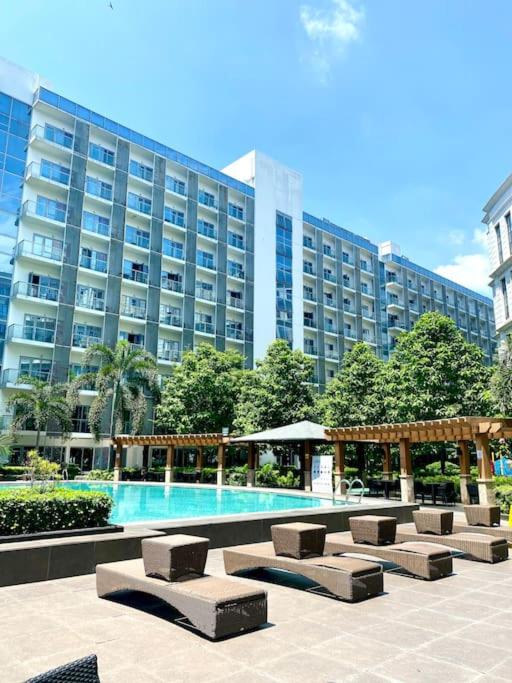 Layover staycation walking distance to NAIA T3 - B&B