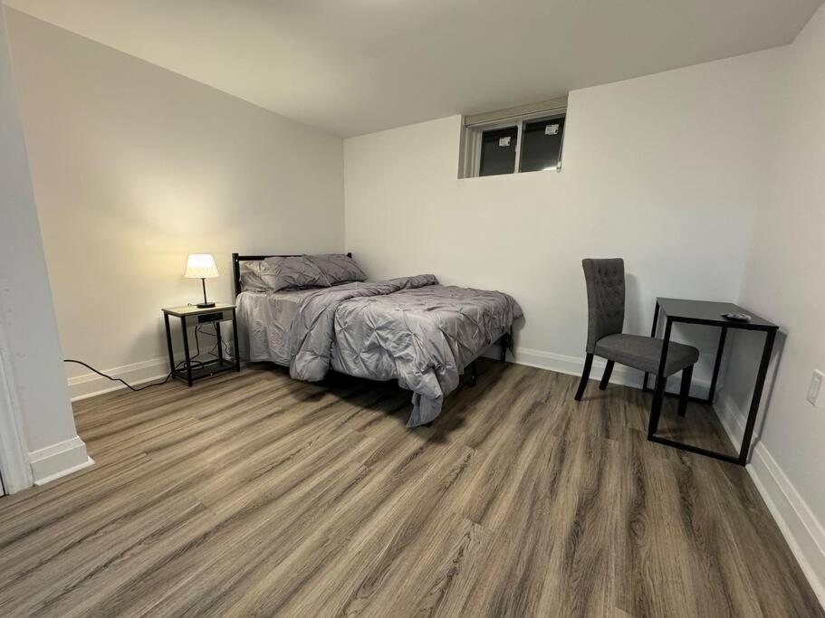 Spacious 2 Bedroom, 2 Bath Suite - B&B