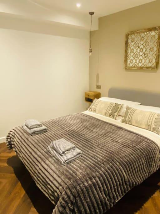 The Sanctuary, luxury studio apartment in Bath - Ferienwohnung