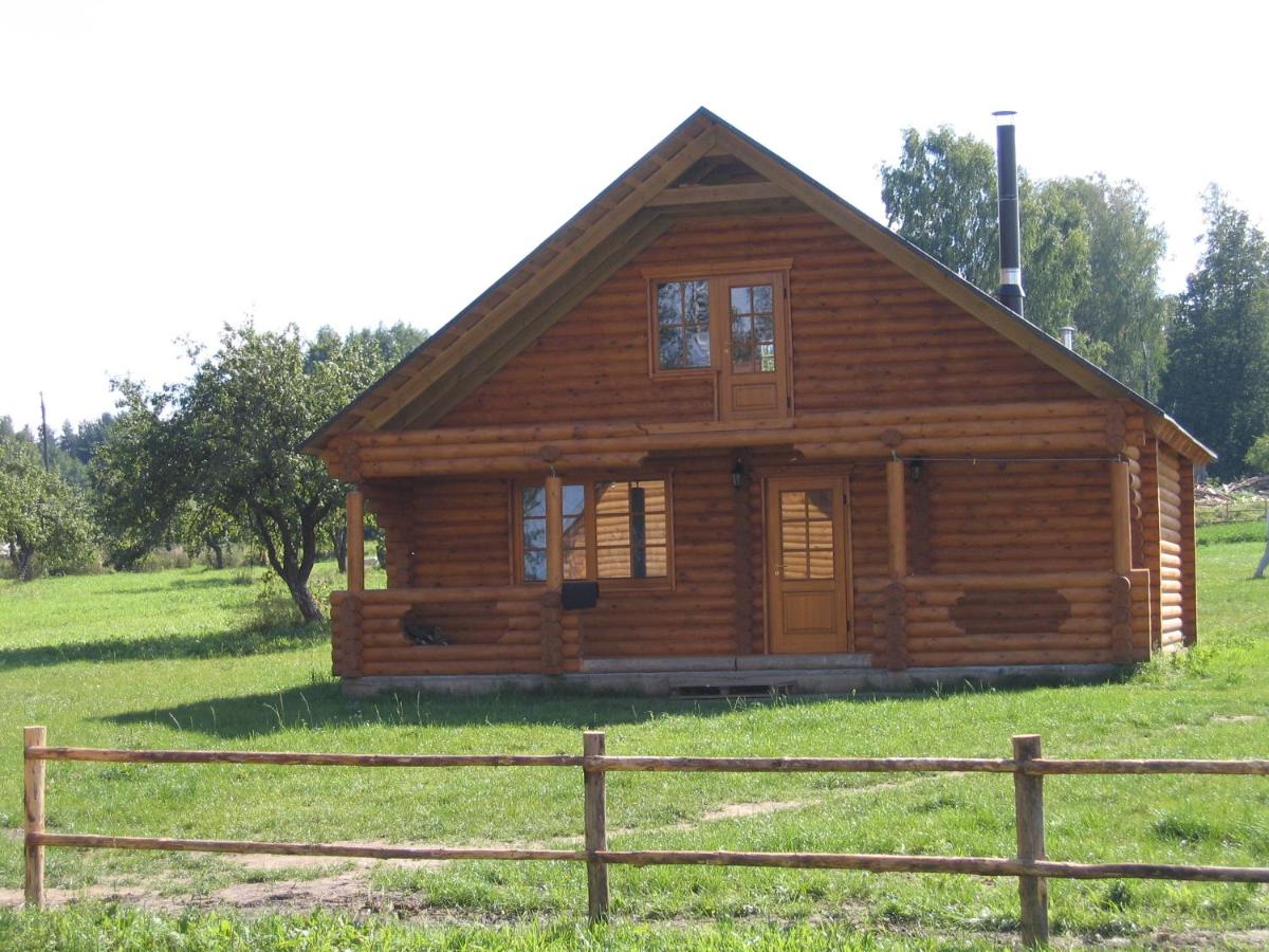 Guest House Zirga Smaids - B&B