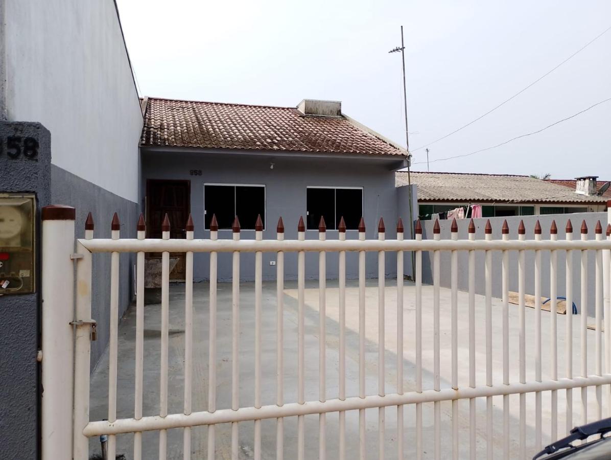 Casa F Pontal do Paraná - B&B