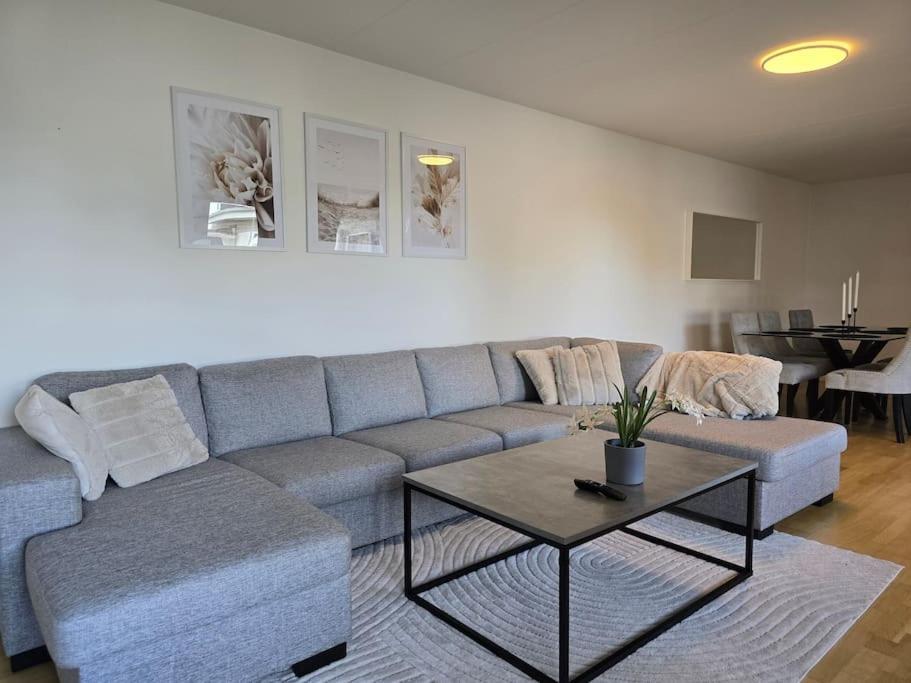 Modern and complete House - Ferienwohnung Västerås