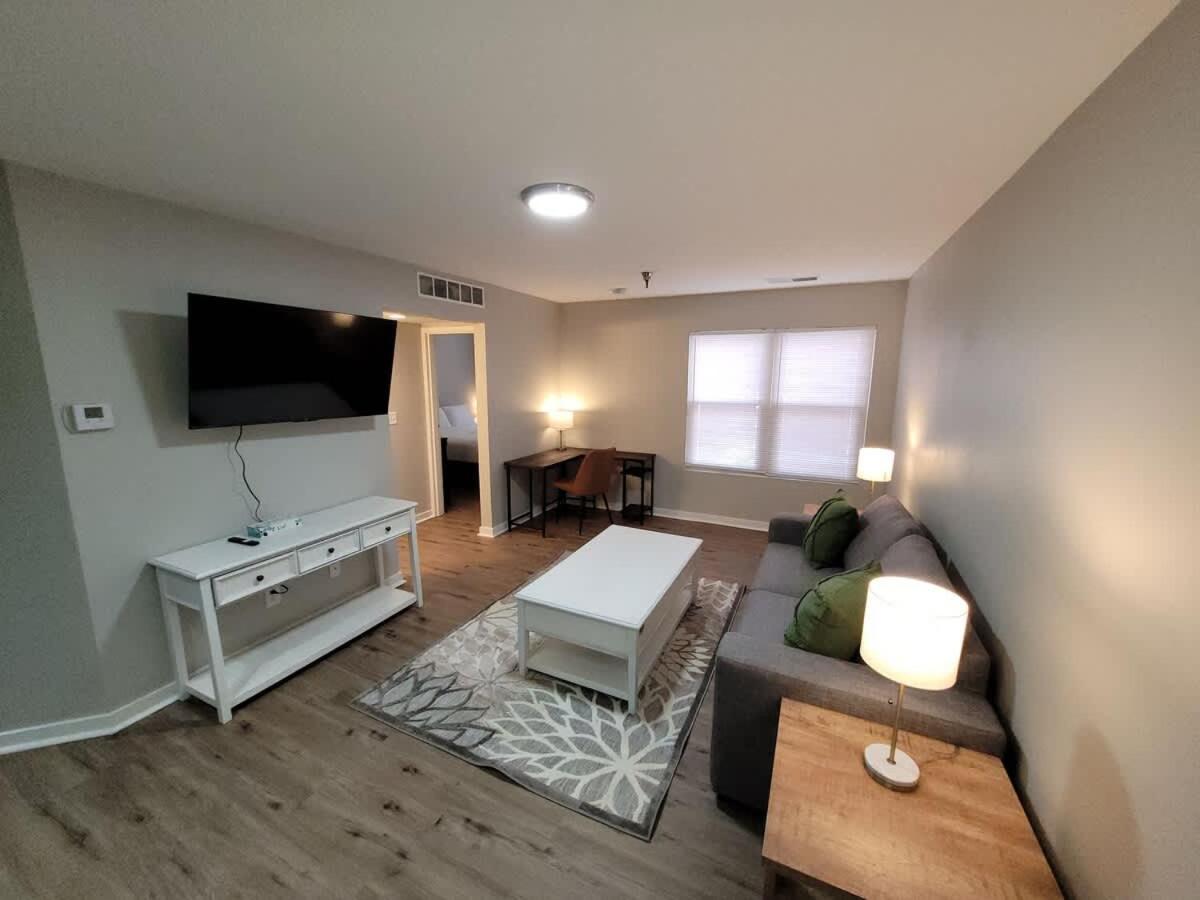 Aksarben Gem-Easy access to I-80 - B&B Omaha