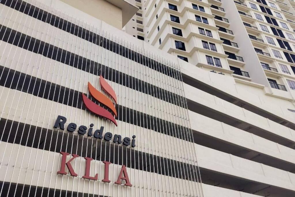 Apartment at KLIA Sepang - Bed and Breakfast