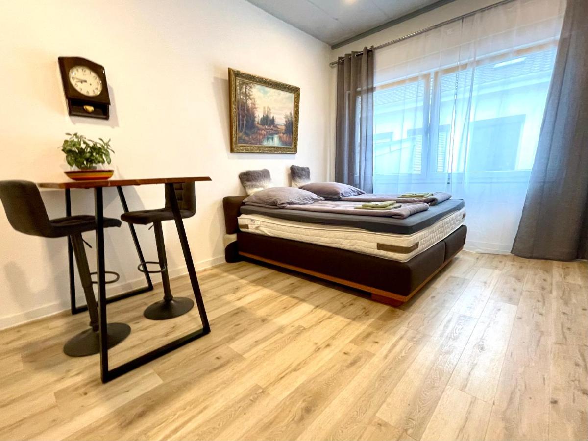 Wunderschönenes Apartament am Schlössle Zentrum Goldstadt - B&B