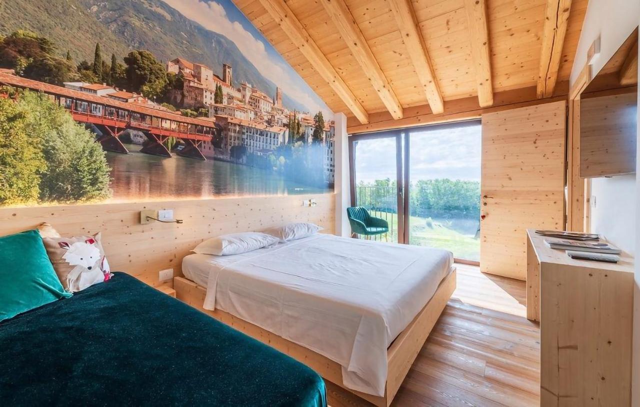 Junior Suite with Garden View