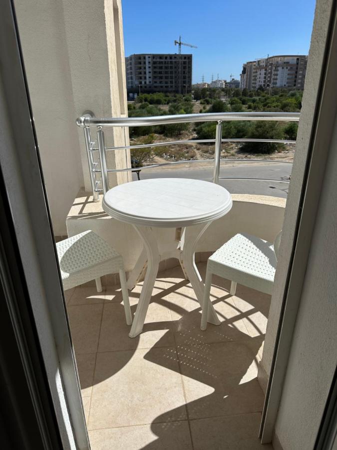 Apartment mit 2 Schlafzimmern und Balkon