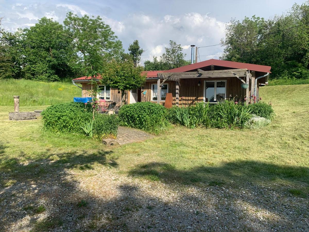 Cabane Sarrogna - Lac de Vouglans - Bed and Breakfast