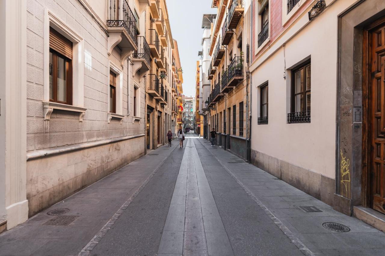 tuGuest Buensuceso Apartment - B&B Granada