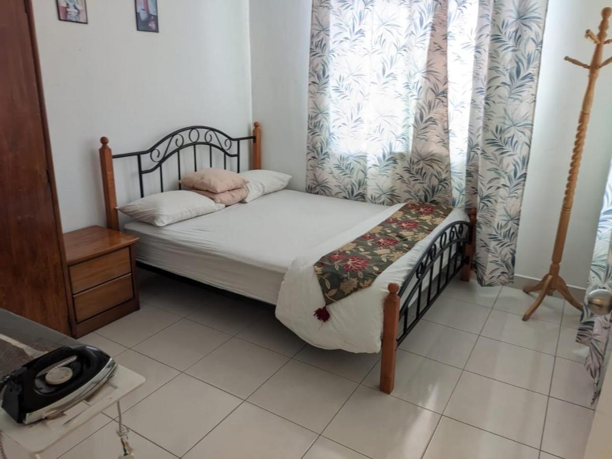 Helya Homestay Wakaf Che Yeh - B&B