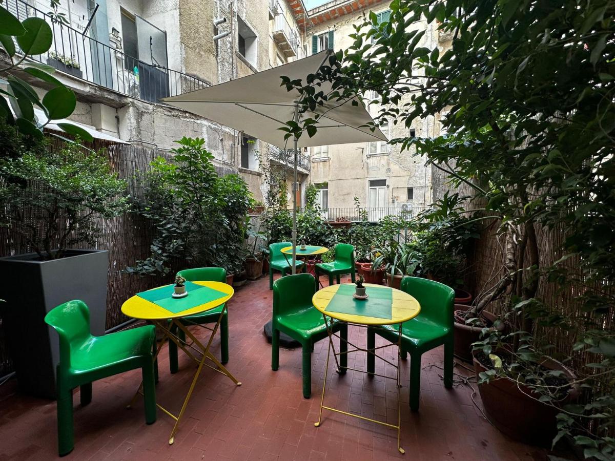 Pignatelli Rooms - Bed and Breakfast Napels