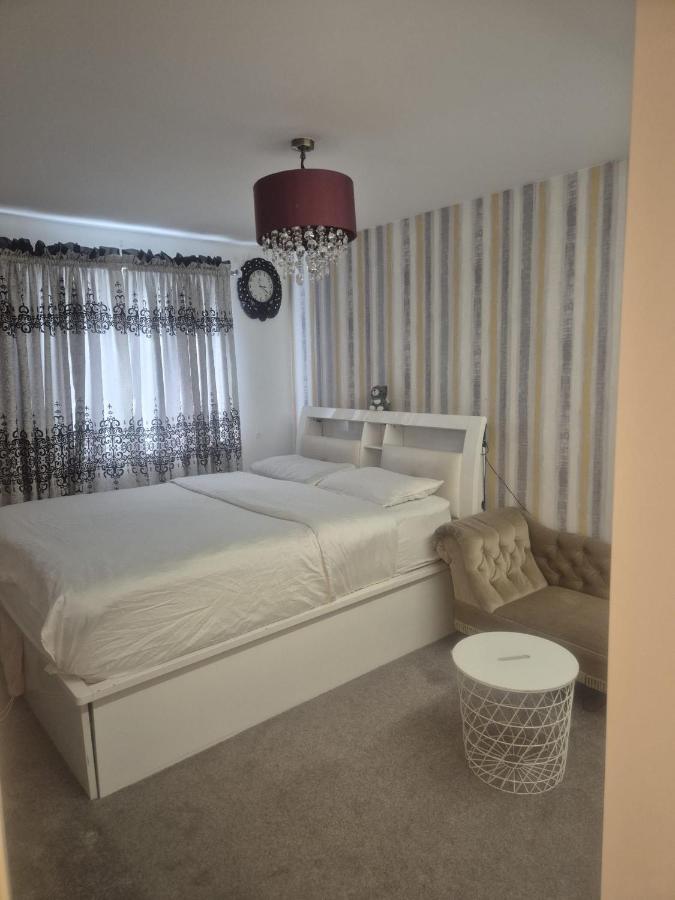 Private Room - B&B