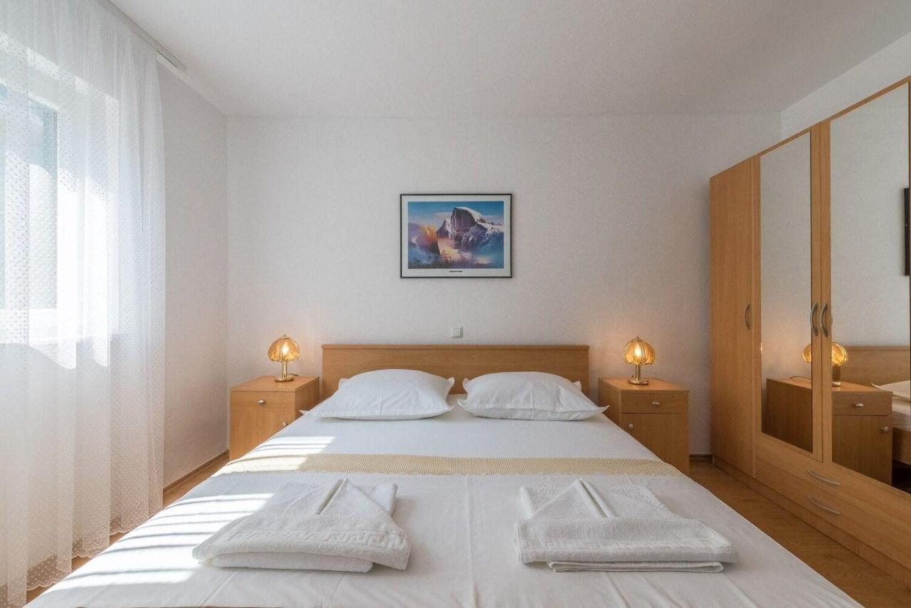 Two-Bedroom Apartment Standard