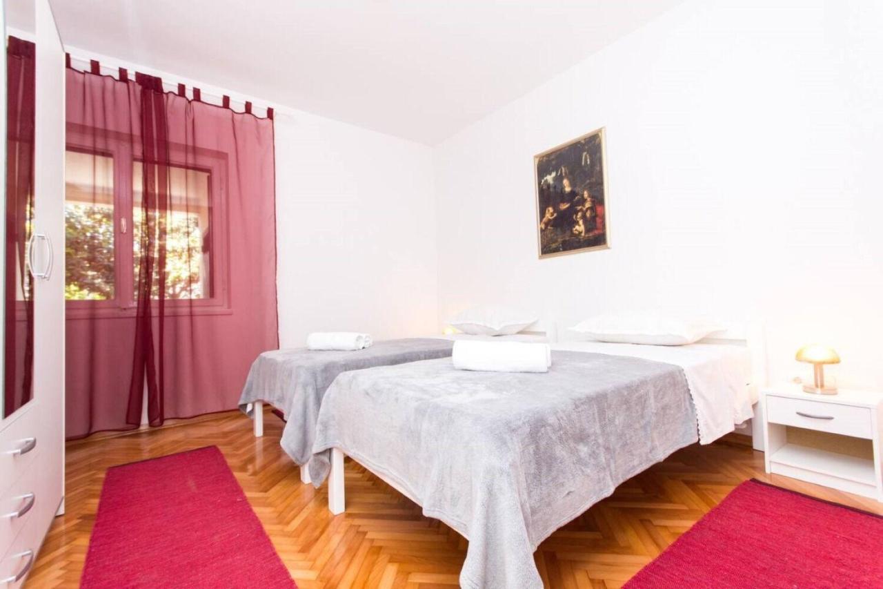 Appartamento con 3 Camere da Letto