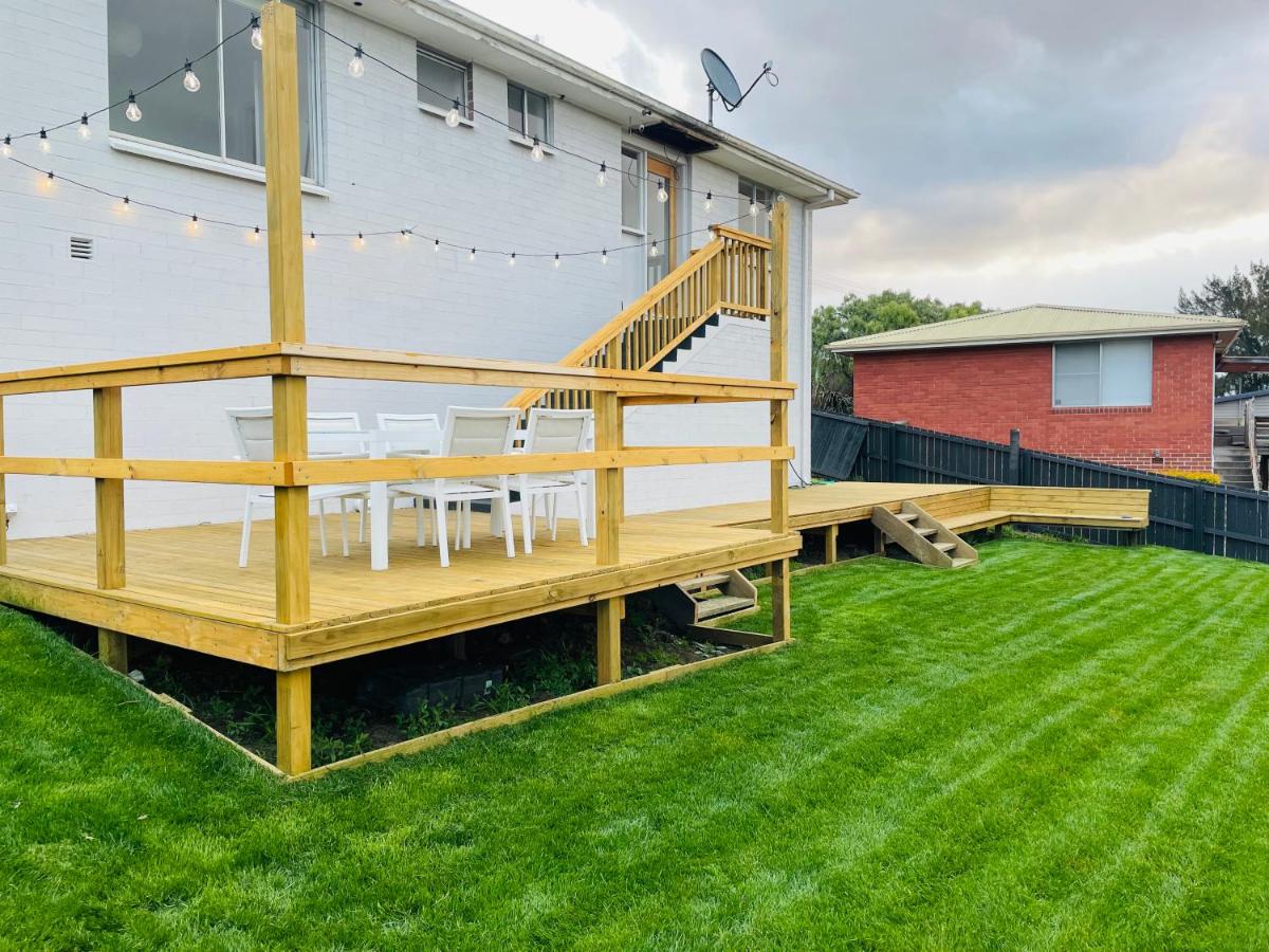 Quarry House - Bright and Renovated! - Chambres d’hôtes Hobart