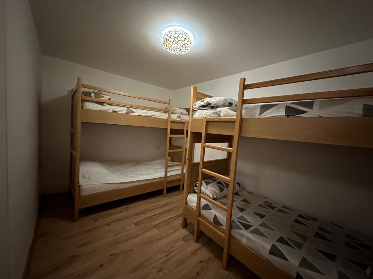 Bed in 6-Bed Mixed Dormitory Room