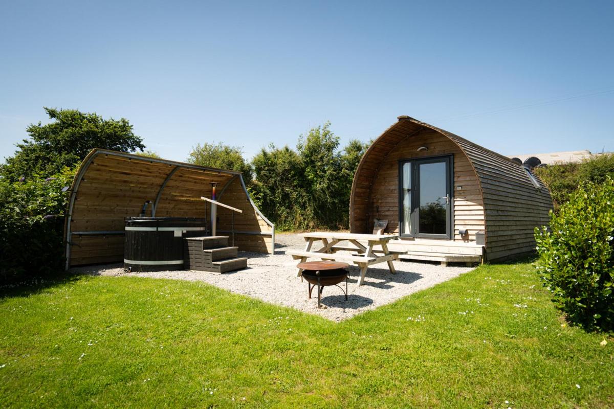 Standard Cabin with Hot Tub