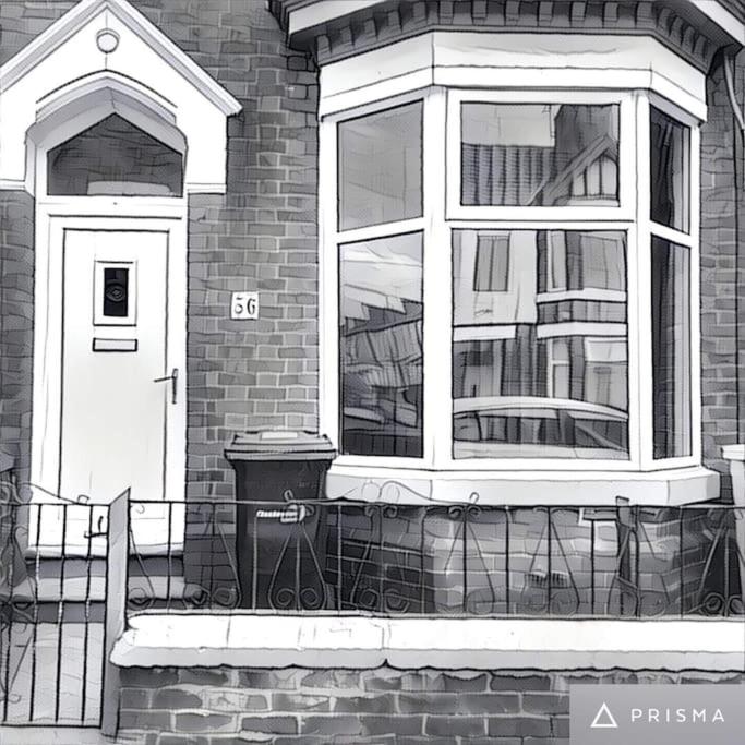 Samuel Place by SG of Crewe - 5 Beds, 4 Bedrooms, 2 Bath - Ferienwohnung