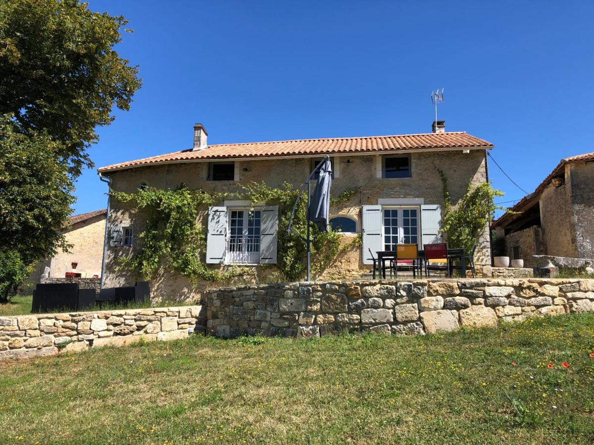 Le Gîte de Marie - Chambres d'hôtes Saint-Front-la-Rivière
