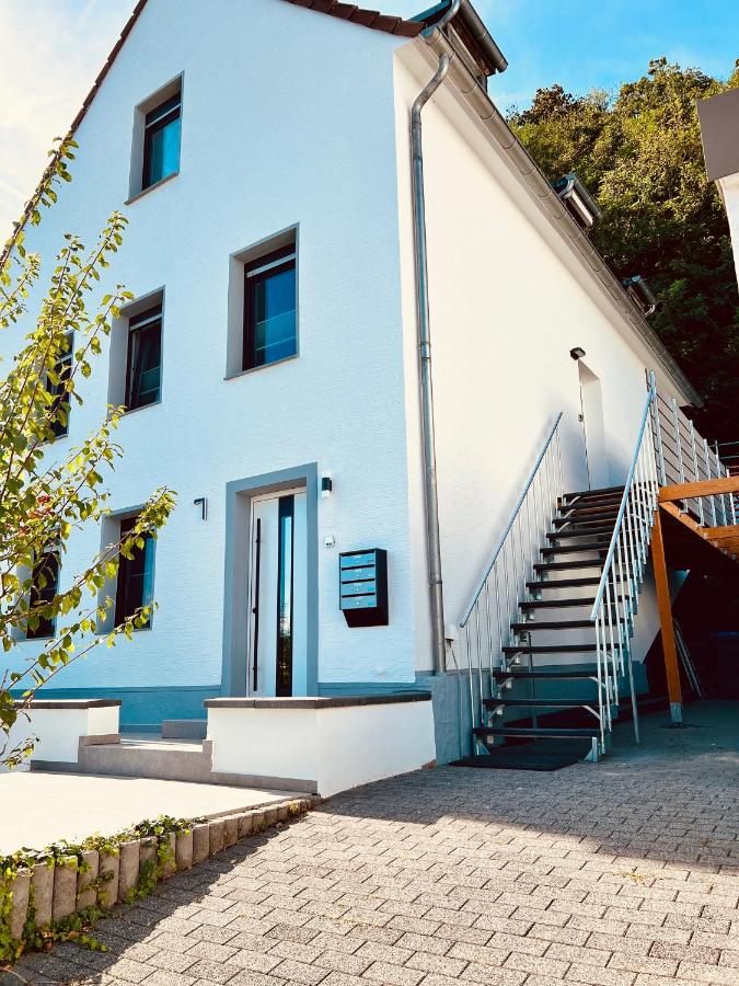 Apartment mit 2 Schlafzimmern und Balkon