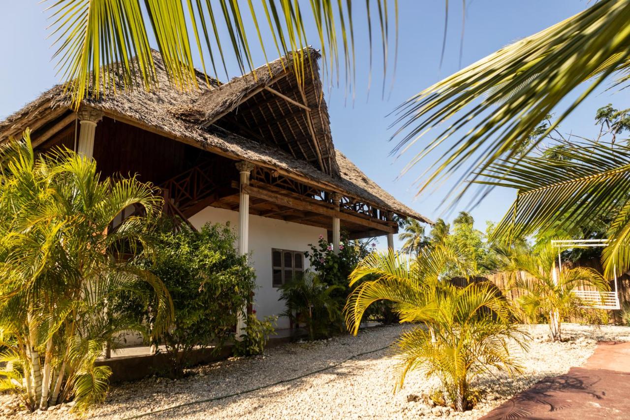 White Pearl Bungalow - B&B Kumba Urembo