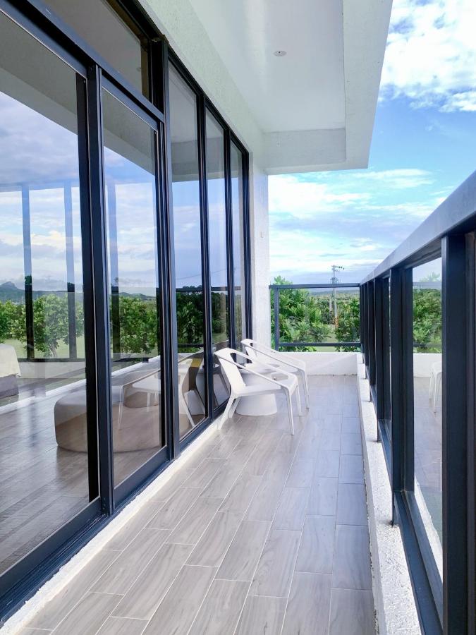 King Room with Mountain View