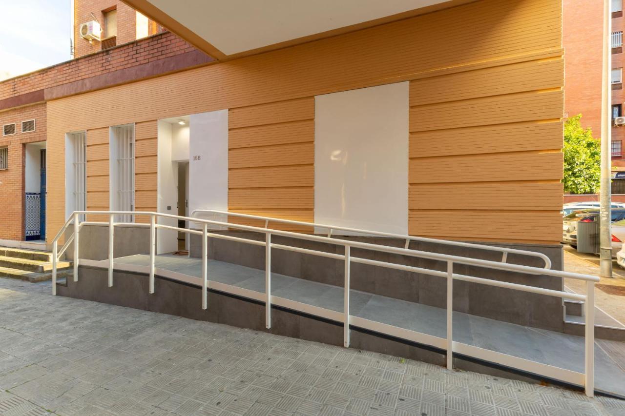 Ubicación TOP PCongresos y Aeropuerto a 5 min - B&B Seville