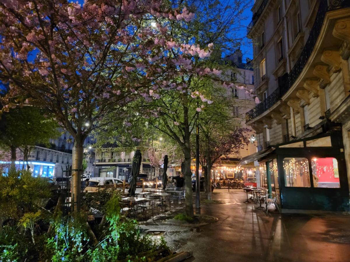 Luxury Flat with balcony near Arc de Triomphe - B&B