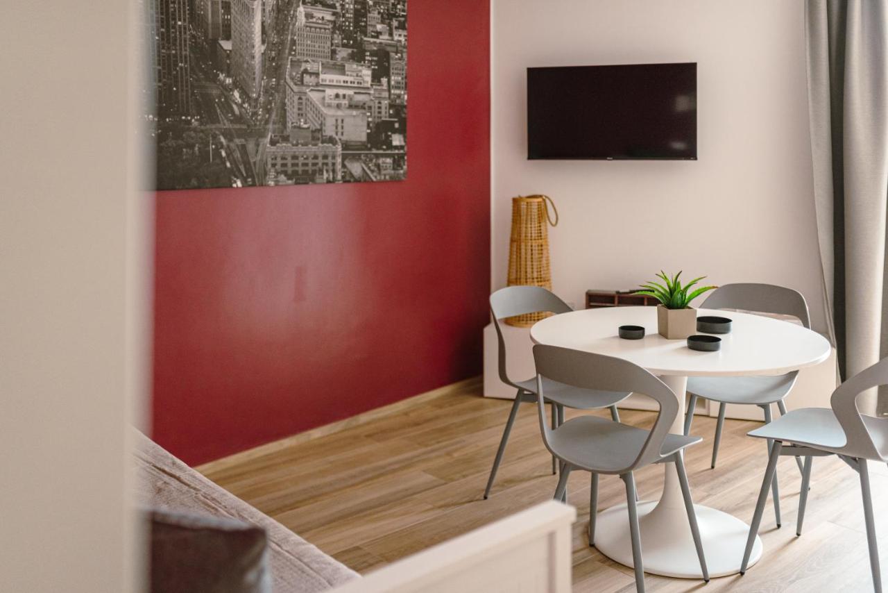 Borgo Cavour Luxury Apartments - Centro storico - B&B