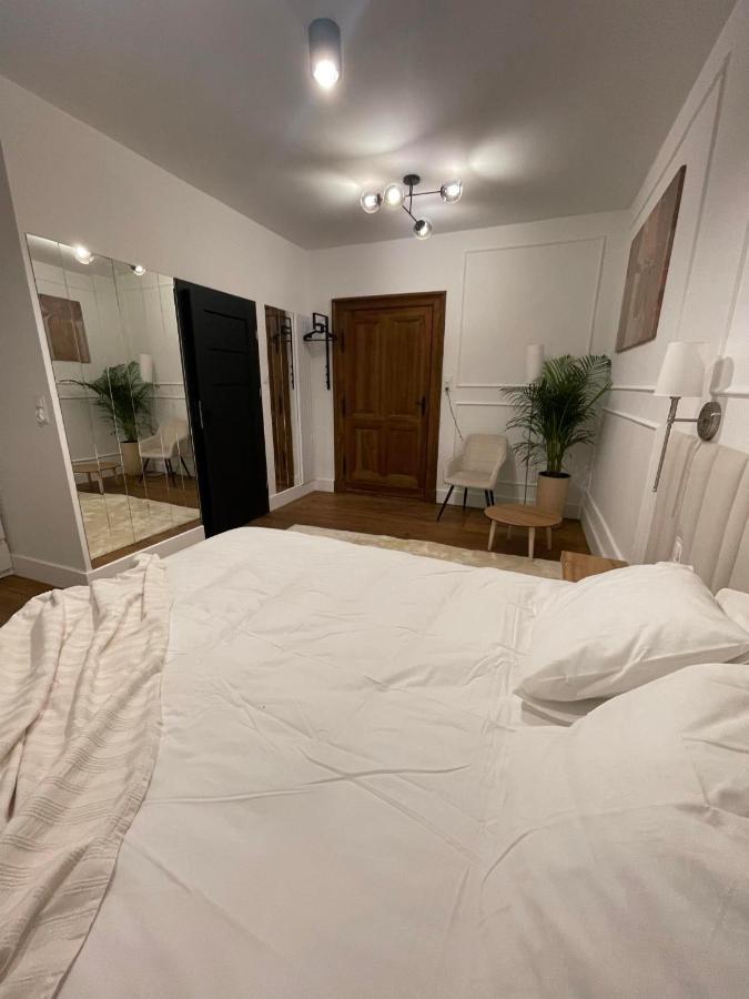 Three-Bedroom Apartment Suite